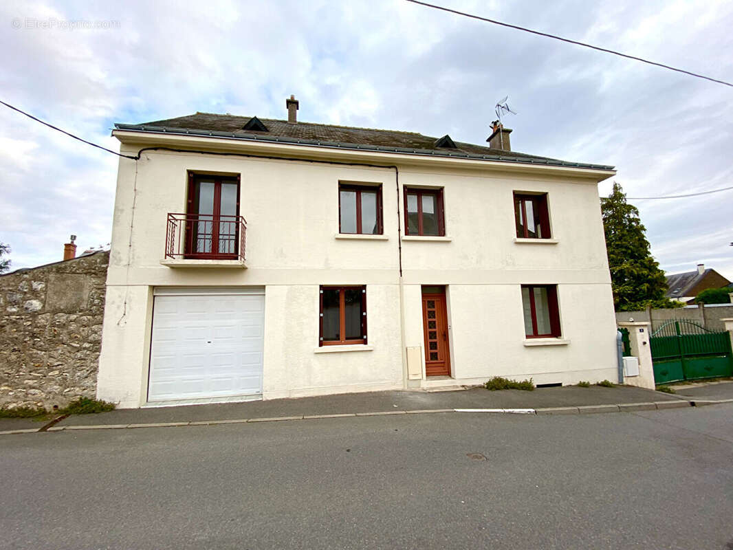 Appartement à BALLAN-MIRE