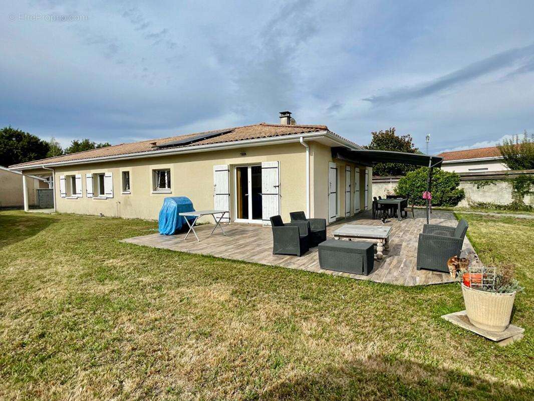 Maison Familiale Cestas 6 pièce(s) 160 m2 - photo 4