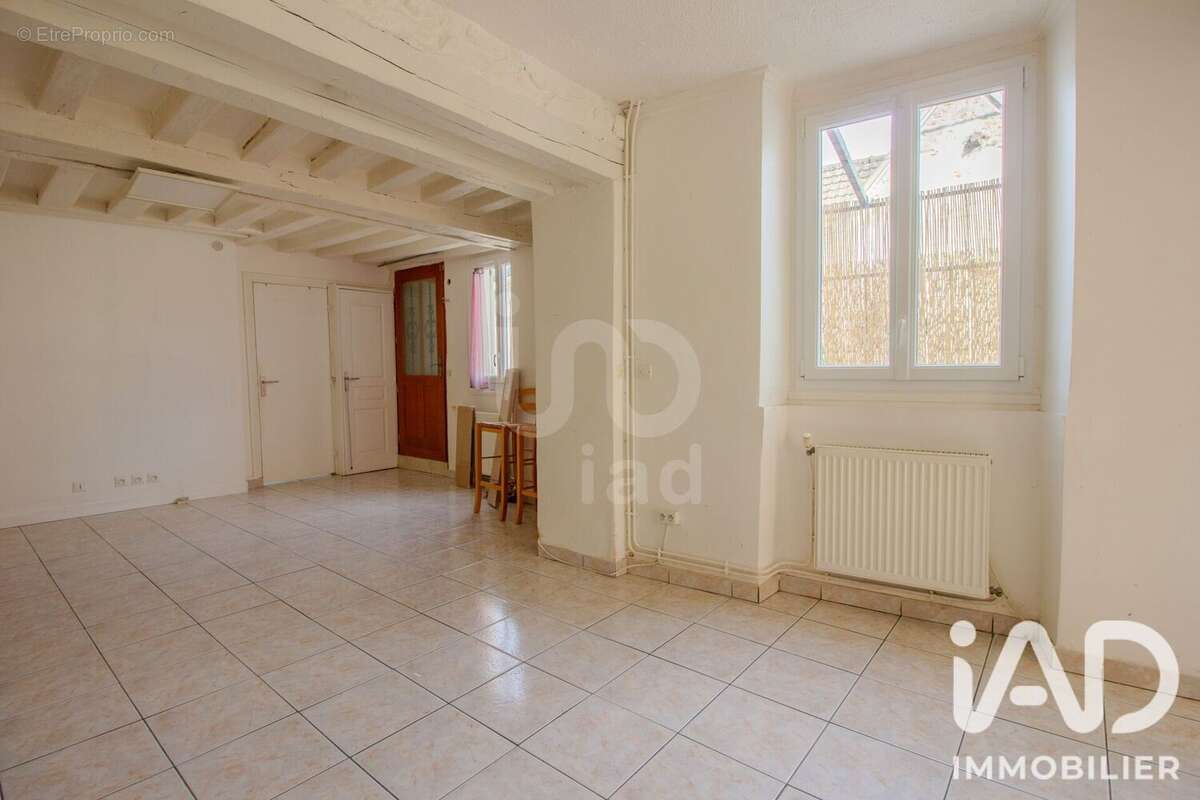 Maison 104 m² à Bethisy-Saint-Martin  - photo 4