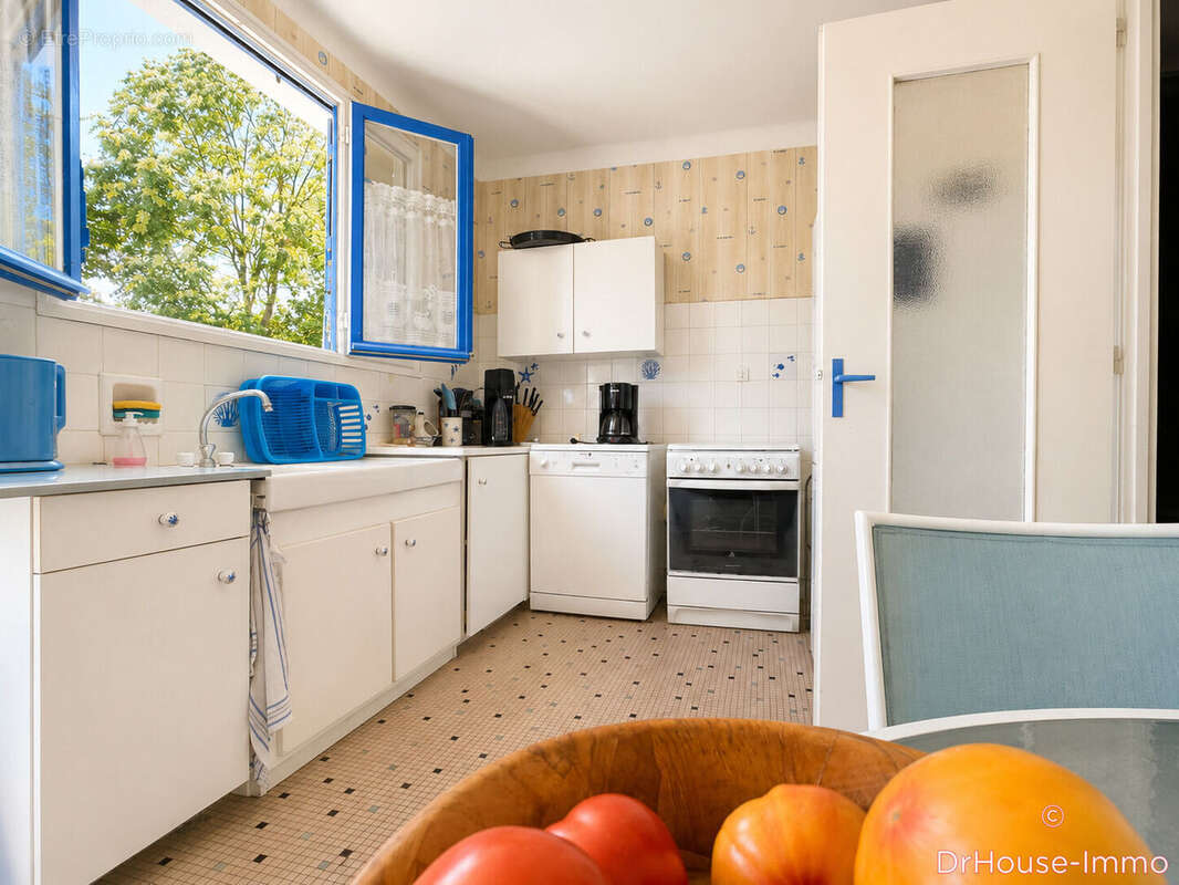 Maison 106 m² à Saint-Michel-Chef-Chef  - photo 6