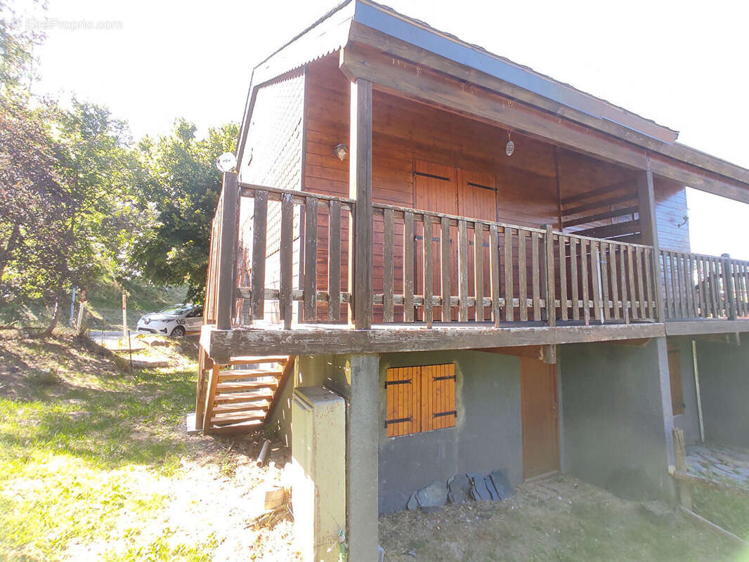 Maison à LES ANGLES