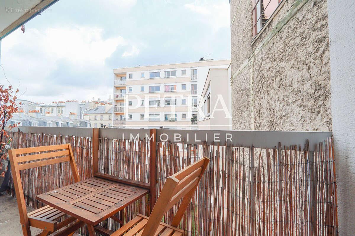 Appartement à PARIS-10E