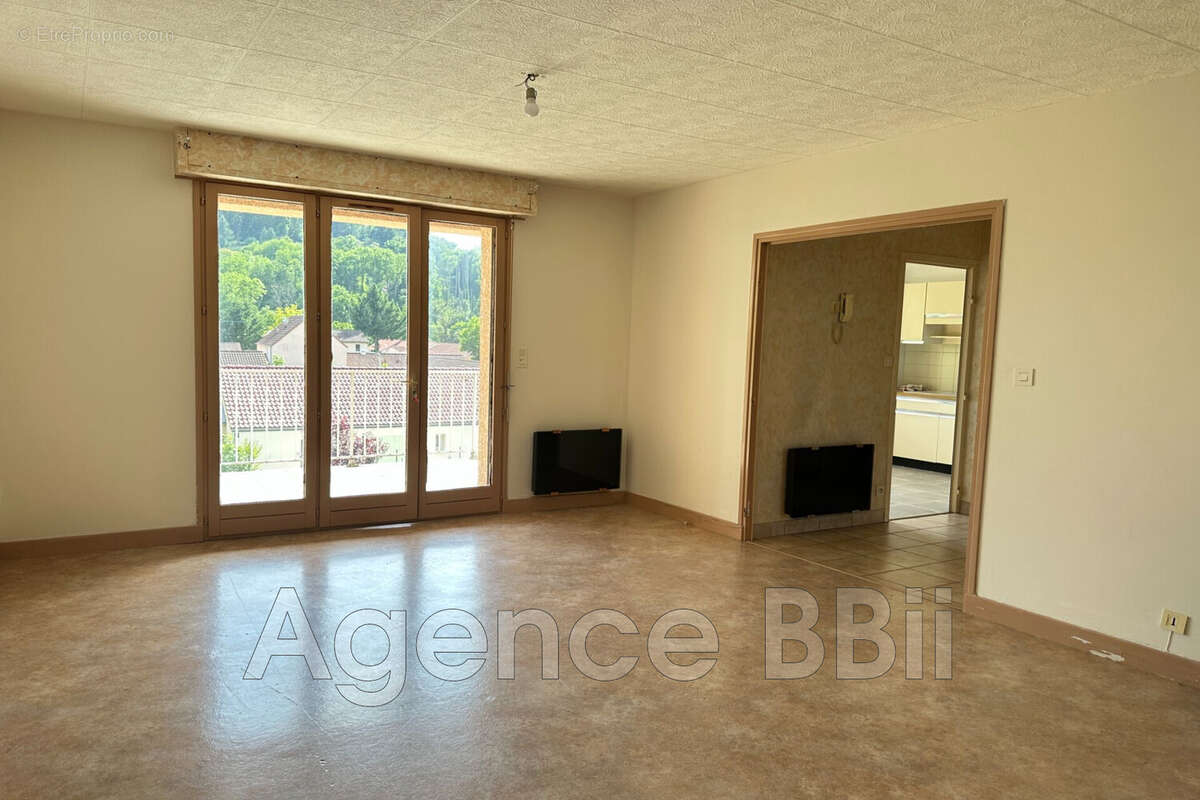 Maison à CHAUFFAILLES