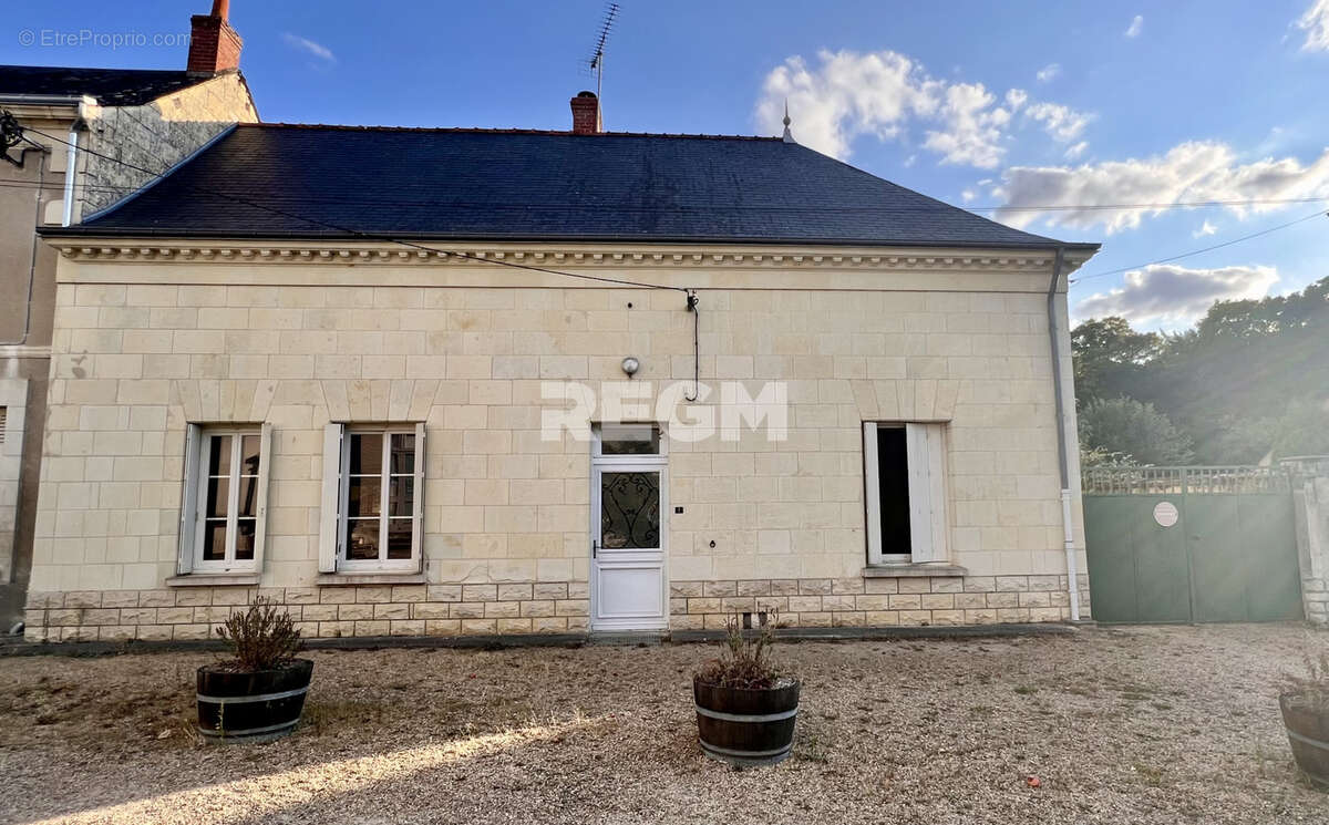 Maison à BENAIS