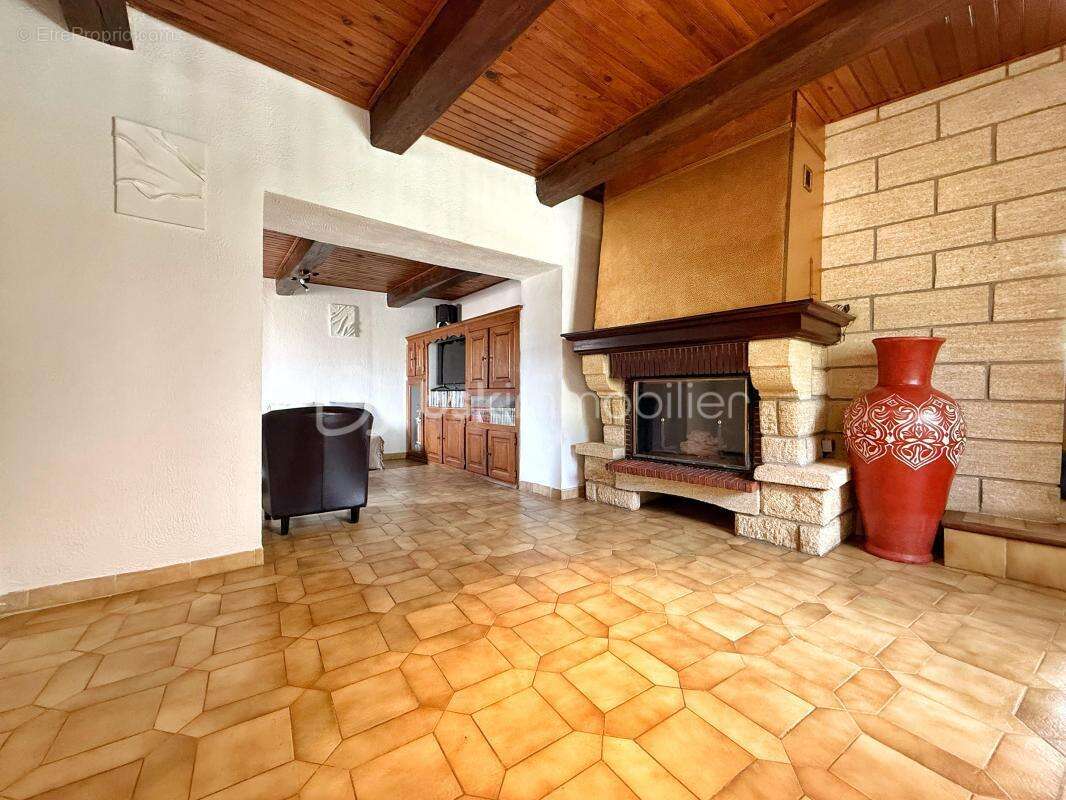 Maison de caractère r+2 – 140 m² – 7 pièces – t3 indépendant – charme & rentabilité - photo 9
