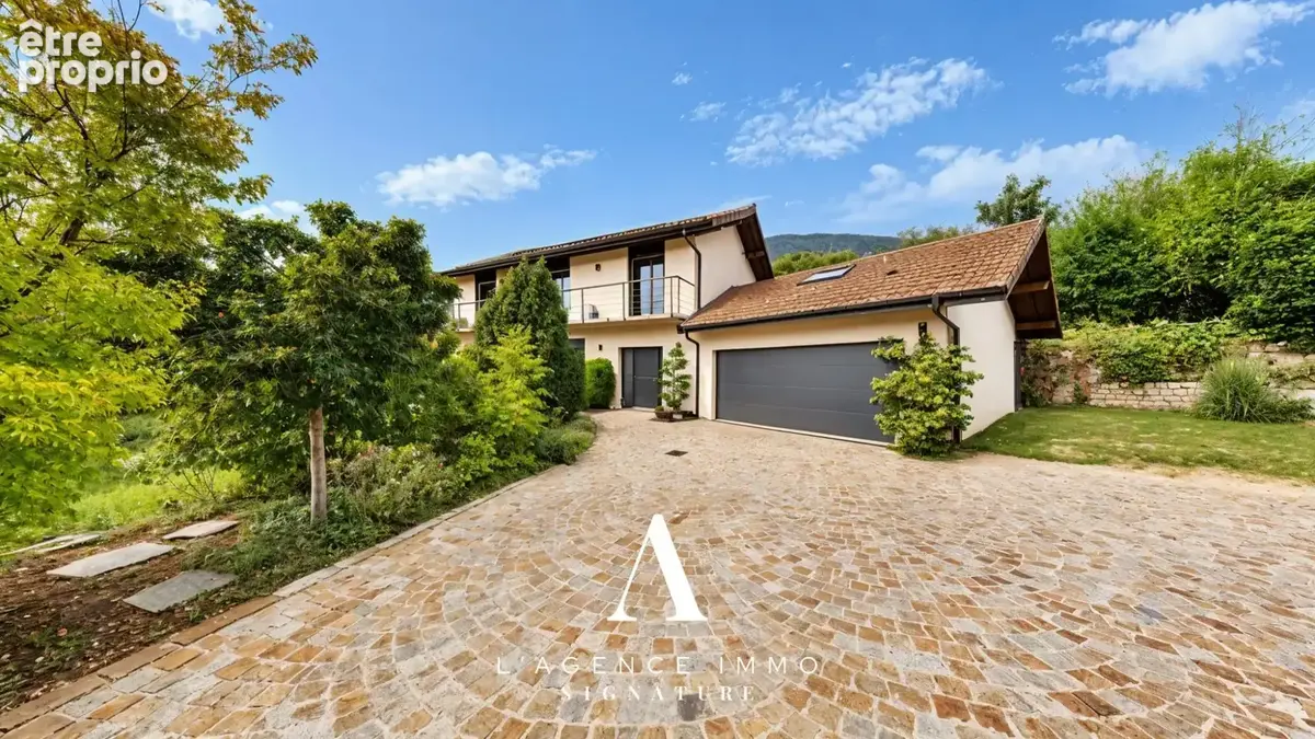 Maison 6 pièces 252 m² à vendre à Crozet (01170) - photo 6
