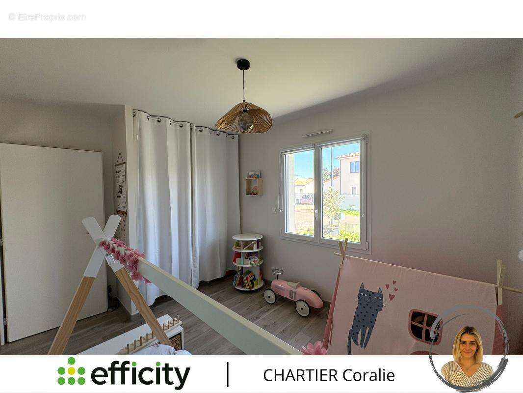 Maison à NEUVILLE-DE-POITOU