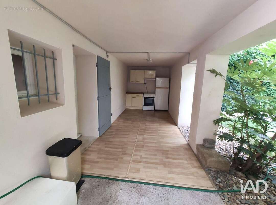 Photo 8 - Maison à LAVERUNE