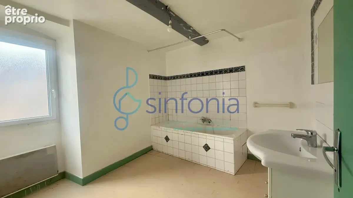 Maison de village 120m2 à rénover. Beau potentiel au cœur d’Arpaillargues - photo 8