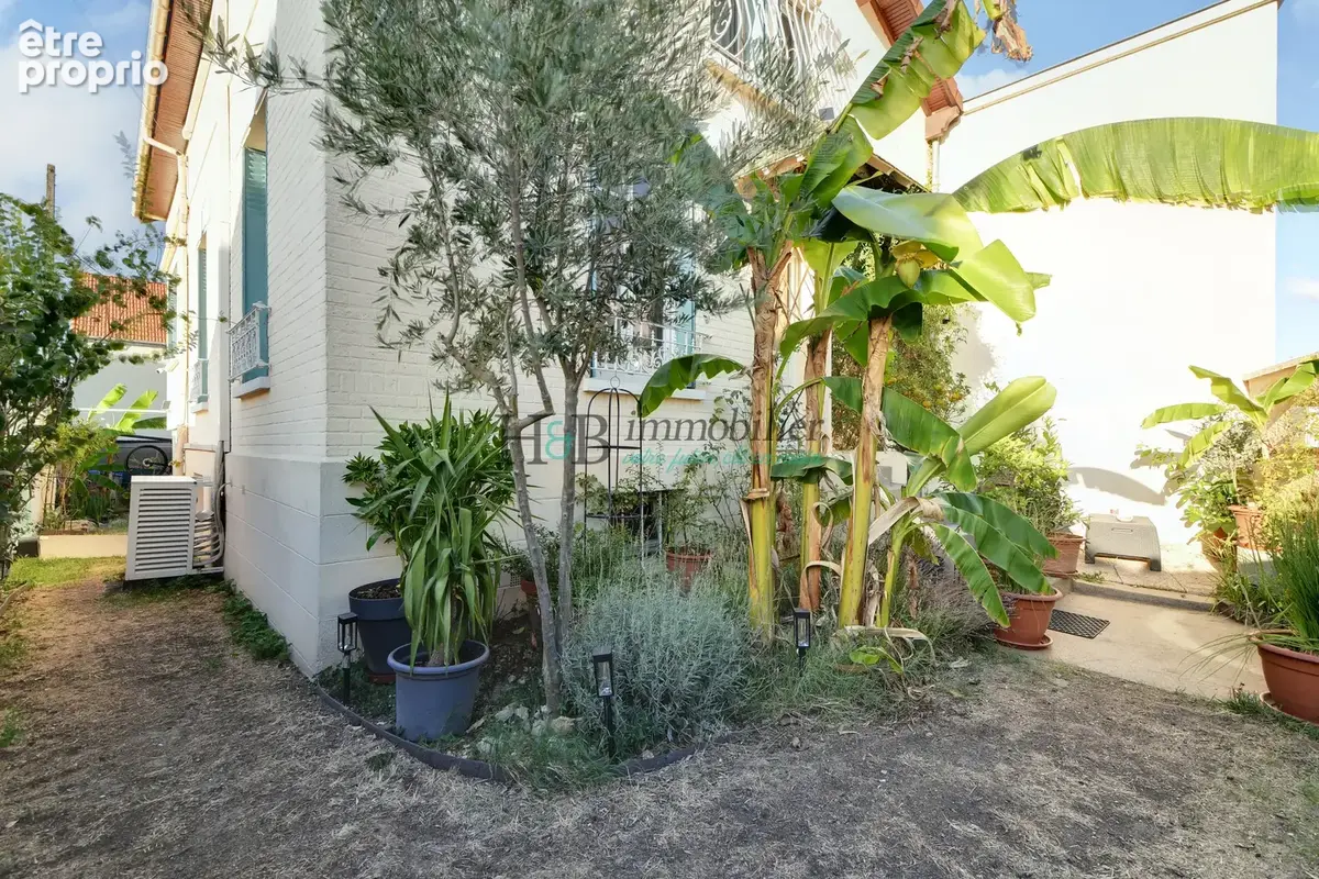 Charentonneau — Maison familiale 160 m2 rénovée, jardin, 5 min à pied du métro - photo 21