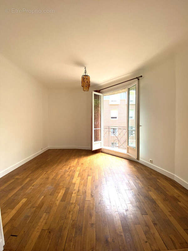 Appartement Clichy 2/3 pièce(s) 60 m2 - photo 4