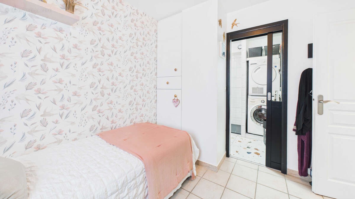 Appartement à CARQUEIRANNE