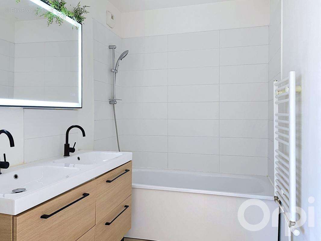 APPARTEMENT 2 PIECES - 40m2 - proche commerces - photo 4