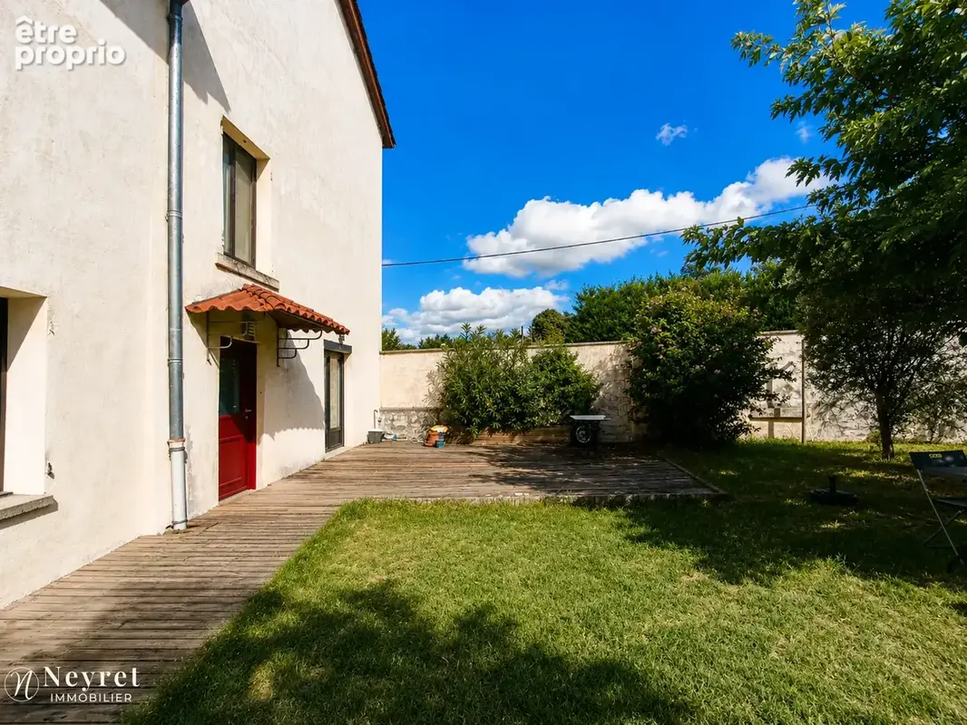 Trévoux — Maison familiale avec cachet, 4 chambres + bureau, chauffage au sol - photo 3