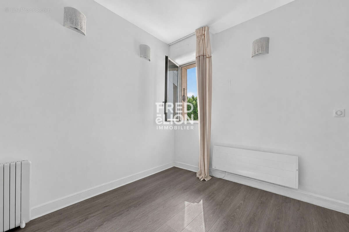 Neuilly - Quartier du château - photo 12
