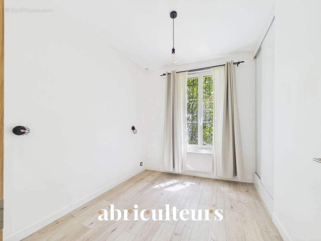 Appartement - 42 m² - 3 pièces - Colombes Rue Maurice Berteaux - photo 8