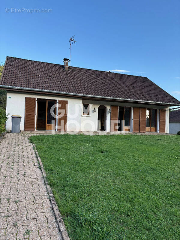 Maison à FAUCOGNEY-ET-LA-MER