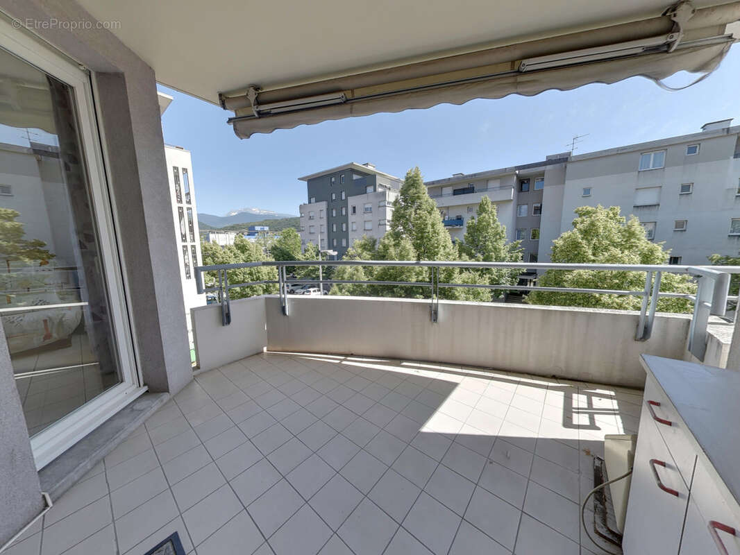 Appartement à ECHIROLLES