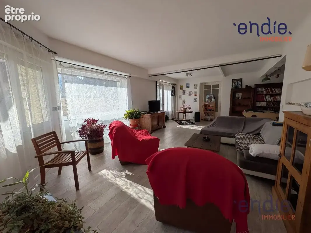 Maison 10 pièces 355 m² à vendre à Fresne-Saint-Mames (70130) - photo 8