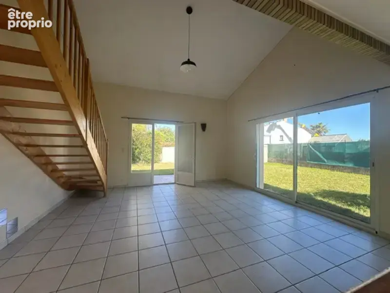 Aubigny-Les Clouzeaux, maison trois chambres dans une impasse, env. 506 m² de jardin - photo 2