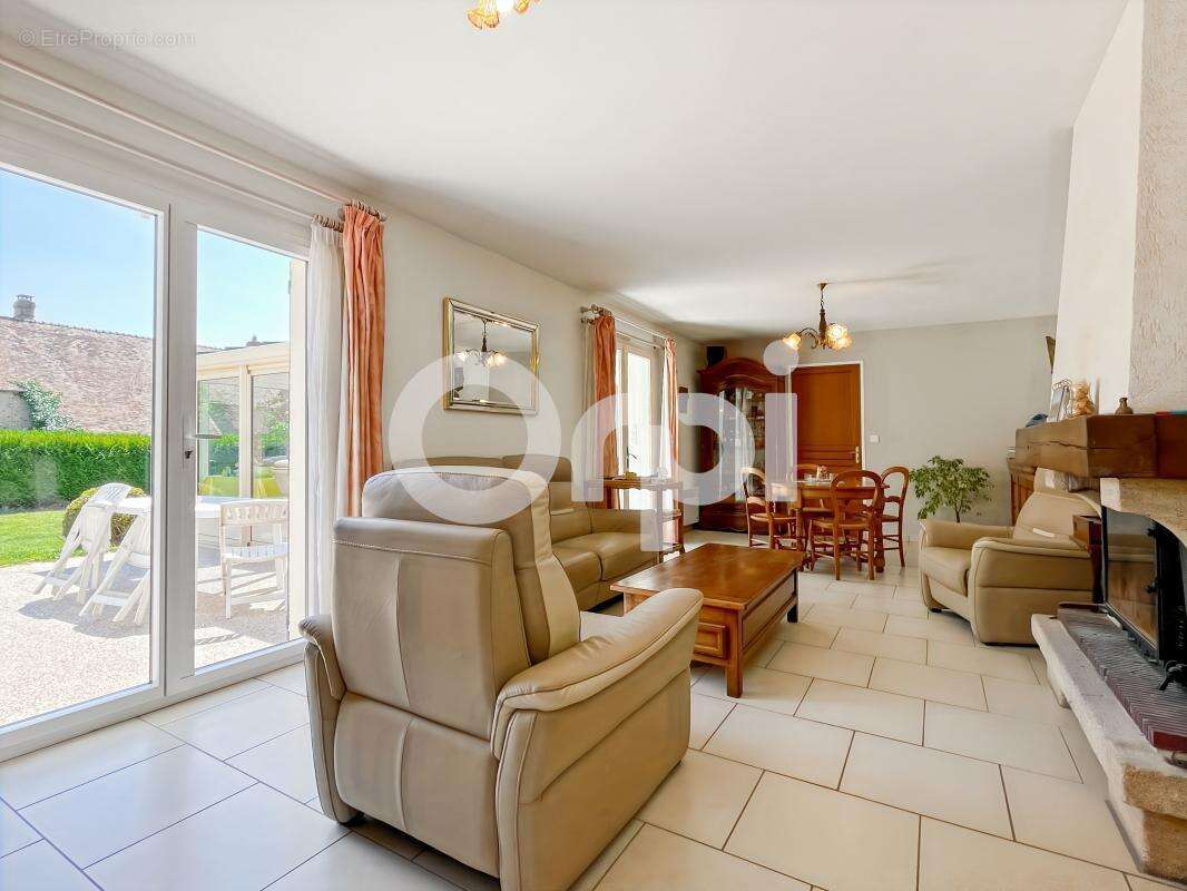 Maison à PACY-SUR-EURE