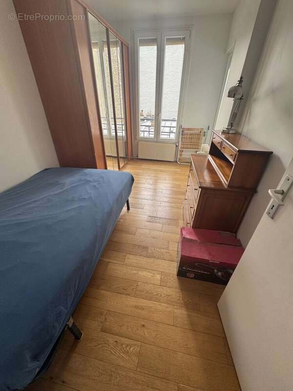 Appartement à PARIS-19E