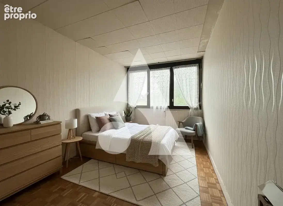 Exclusivité : Appartement de 4 pièces principales en limite d'Enghien - photo 5