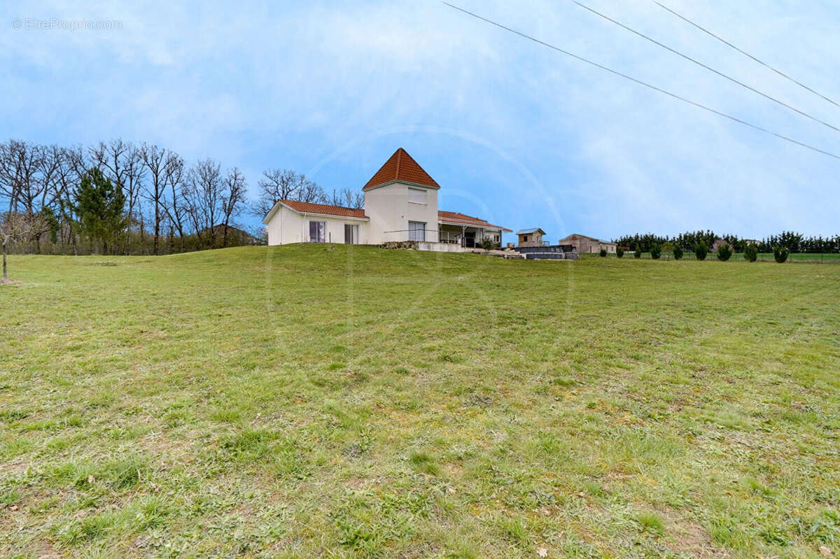Maison à DURAS