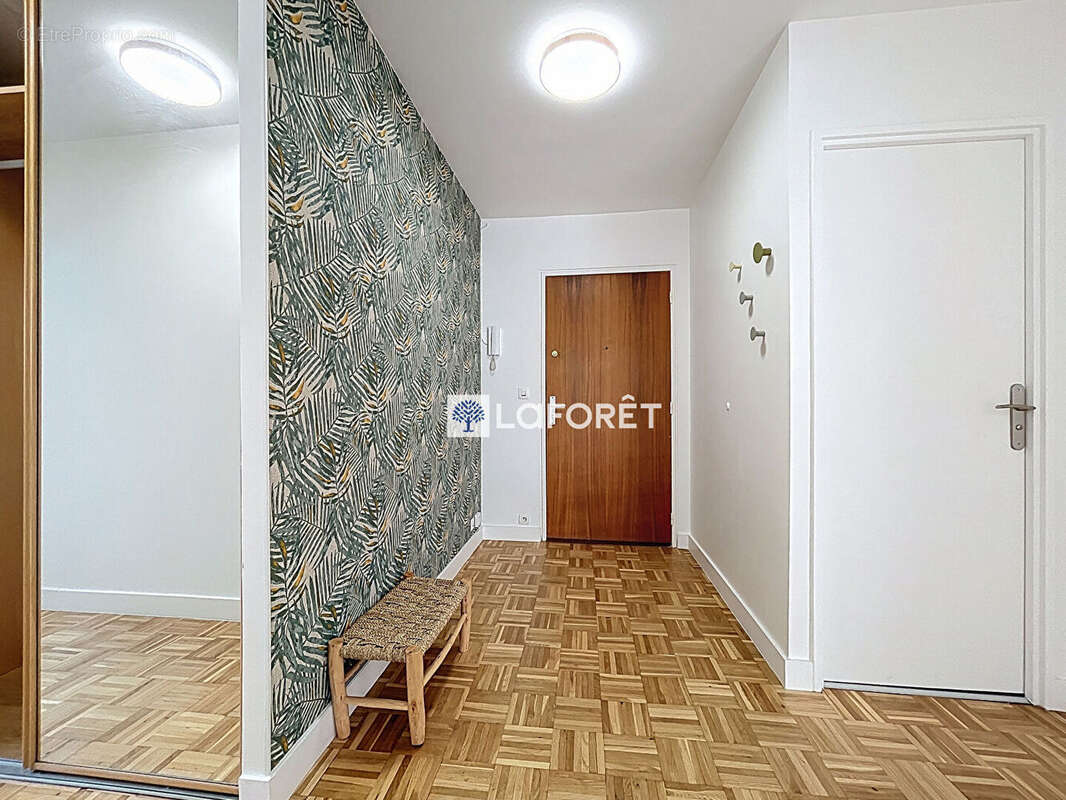 Magnifique Appartement Saint Germain En Laye 3 pièces 71m2 , Vendu meublé - photo 9