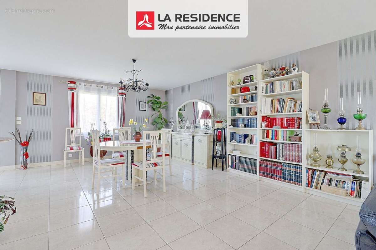 Maison 116 m² à Onzain  - photo 2