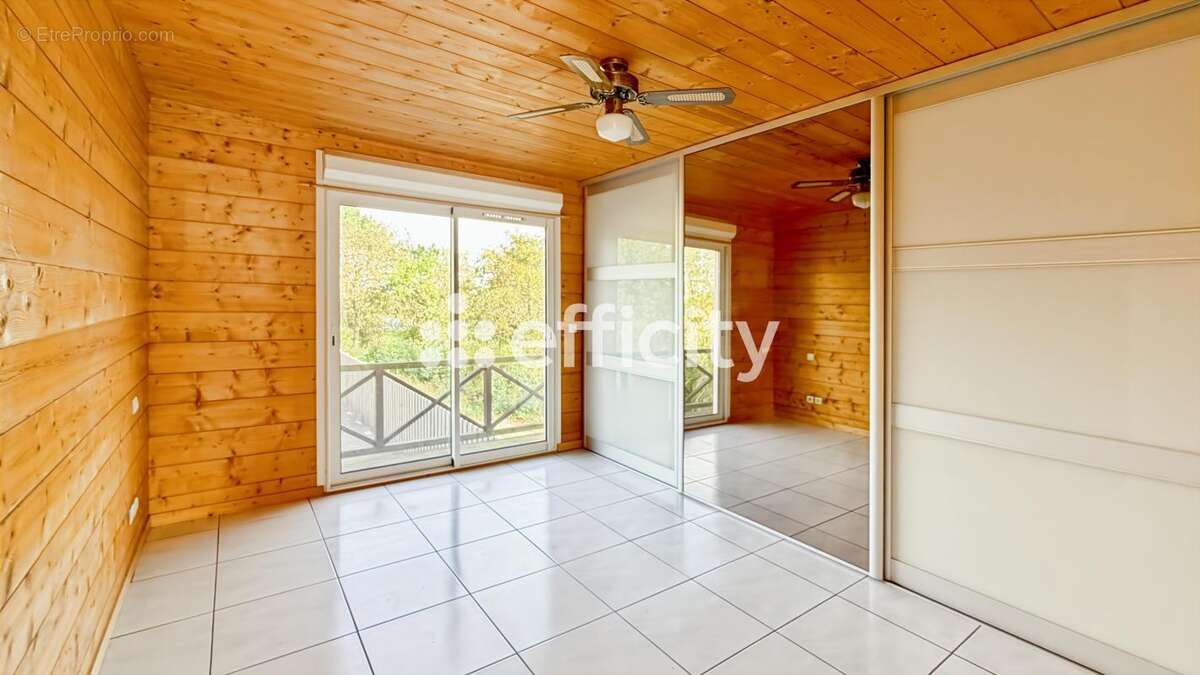 Maison à GUJAN-MESTRAS