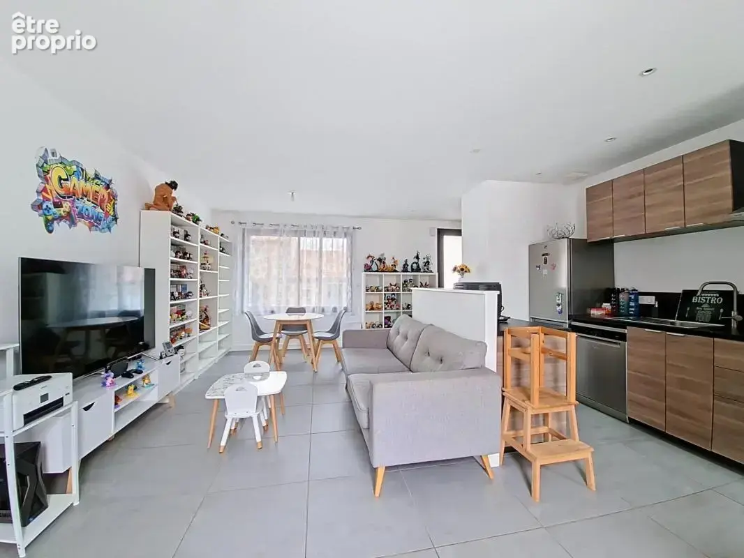 Maison rénovée avec terrasse, sous-sol et garage – Quartier Sacré-Cœur à Cholet - photo 2