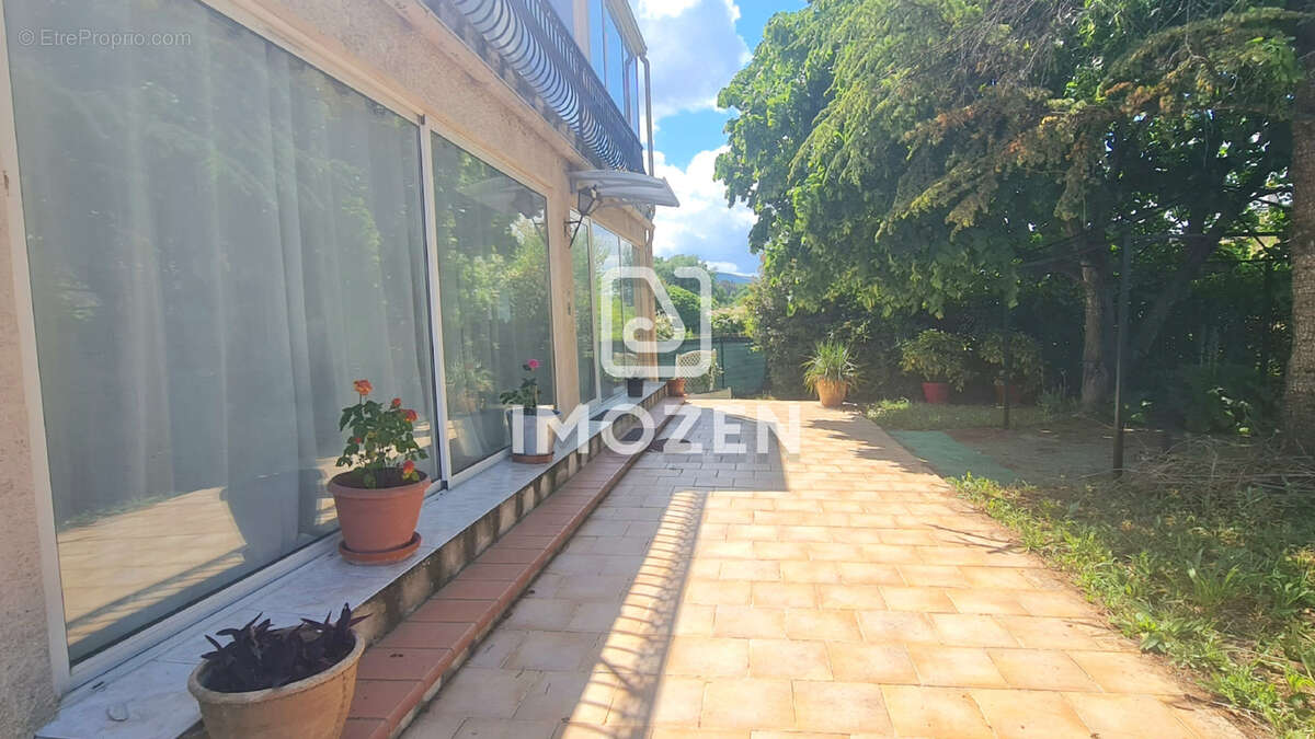 Appartement à BRIGNOLES