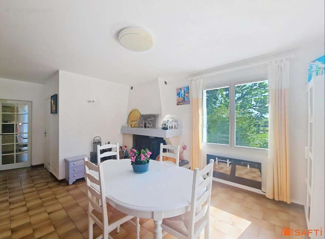 Photo 5 - Maison à ESTANCARBON