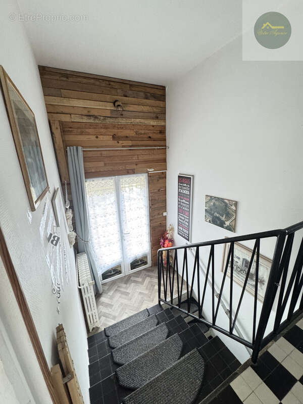 Maison à CHEROY