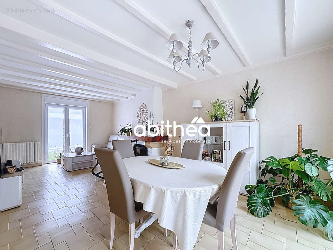 Maison à LOOS-EN-GOHELLE