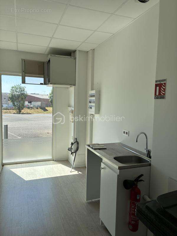 Local commercial/bureaux - photo 8