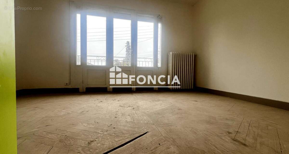 Maison à VILLENAVE-D&#039;ORNON