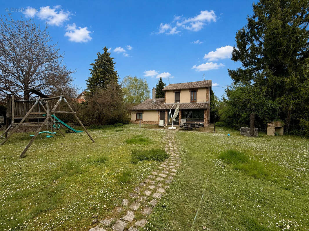 Maison à SUIPPES