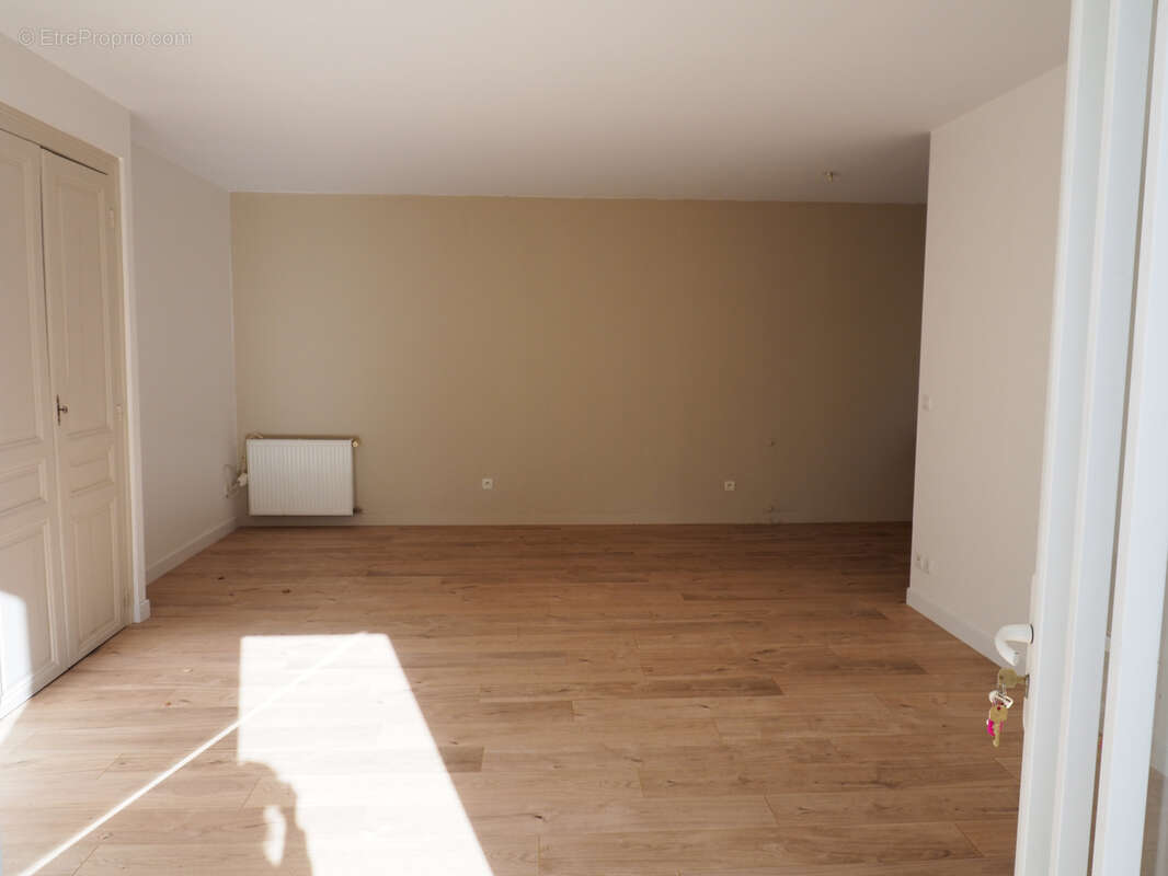 Sainte savine : maison t5 renovee, proche gare - photo 5