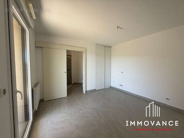 Appartement à LE CRES