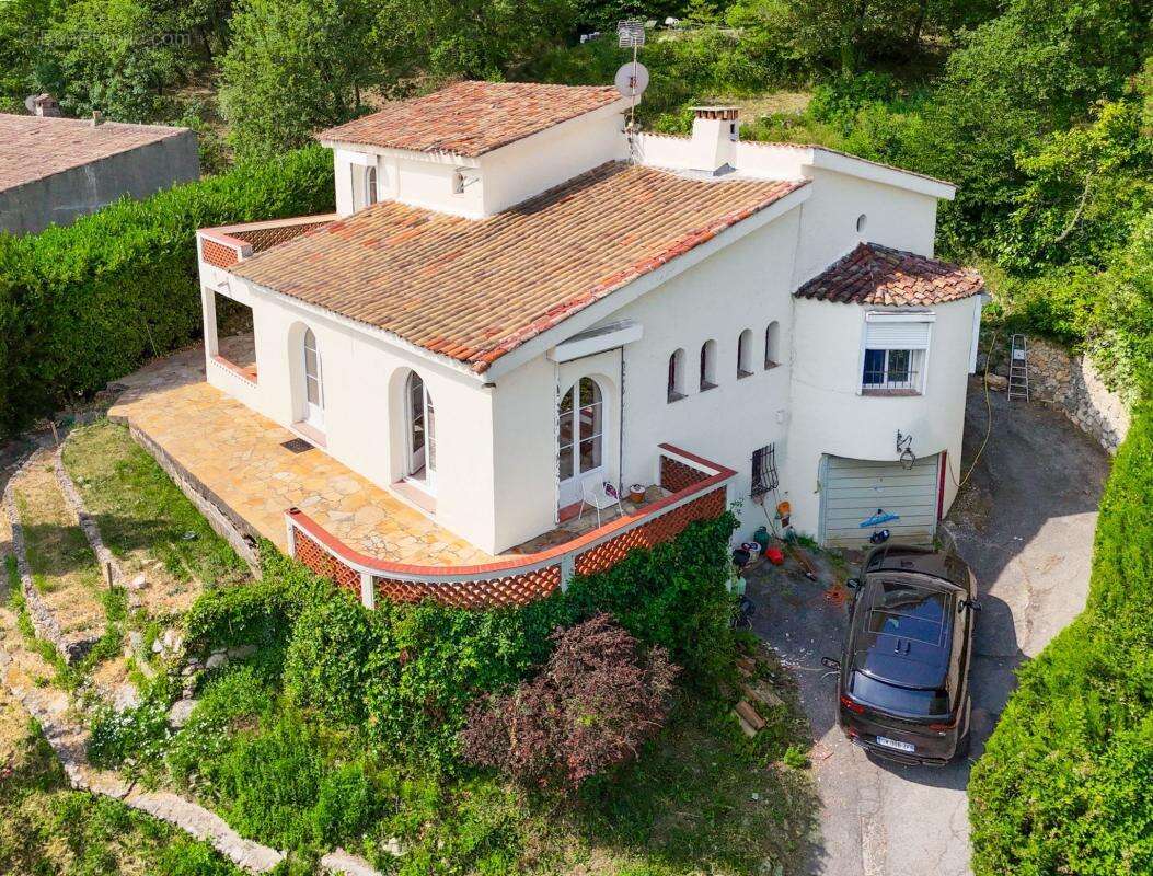 Maison à GATTIERES