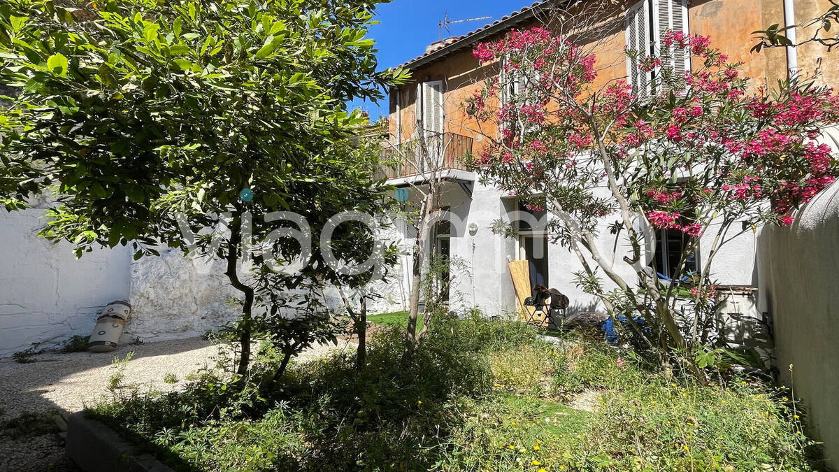 Appartement à MARSEILLE-6E
