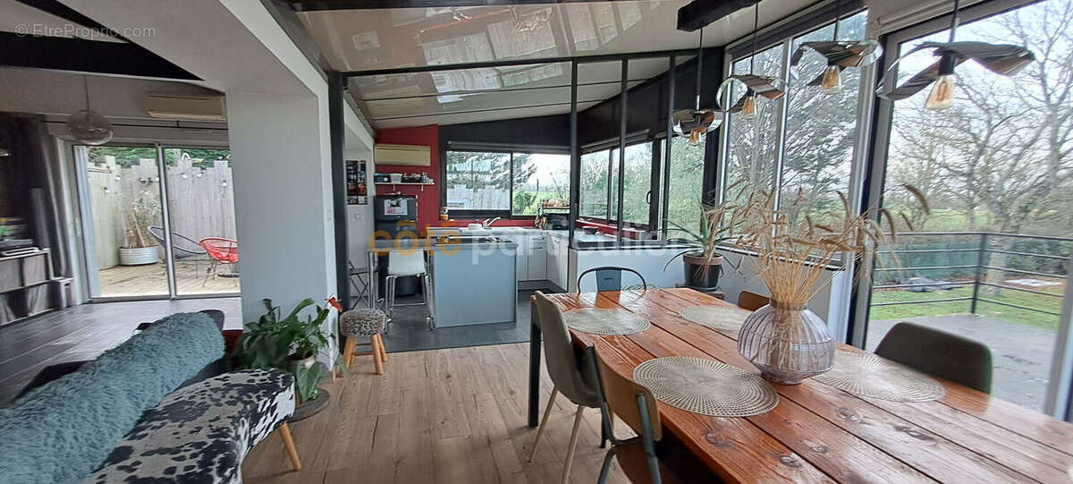 Maison à SAINT-LAURENT-SUR-SEVRE