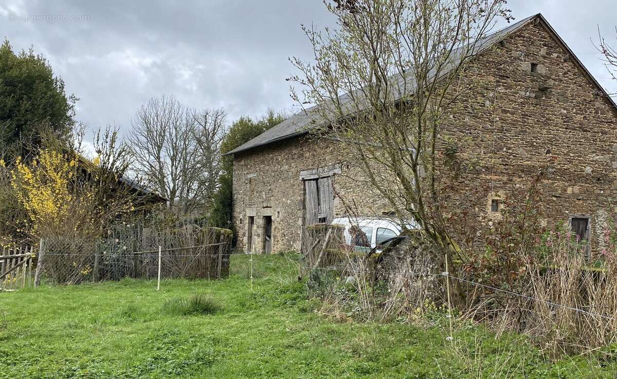 Maison 85 m² à Neuvic-Entier  - photo 4