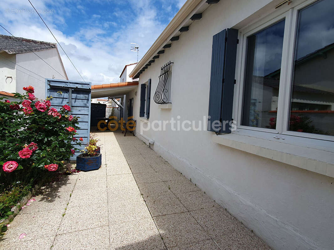 Maison de plain-pied - 3 chambres - La Faute-sur-Mer - photo 3