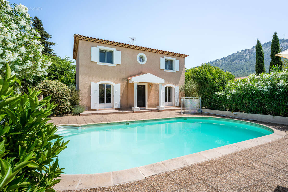 Maison à LA PENNE-SUR-HUVEAUNE