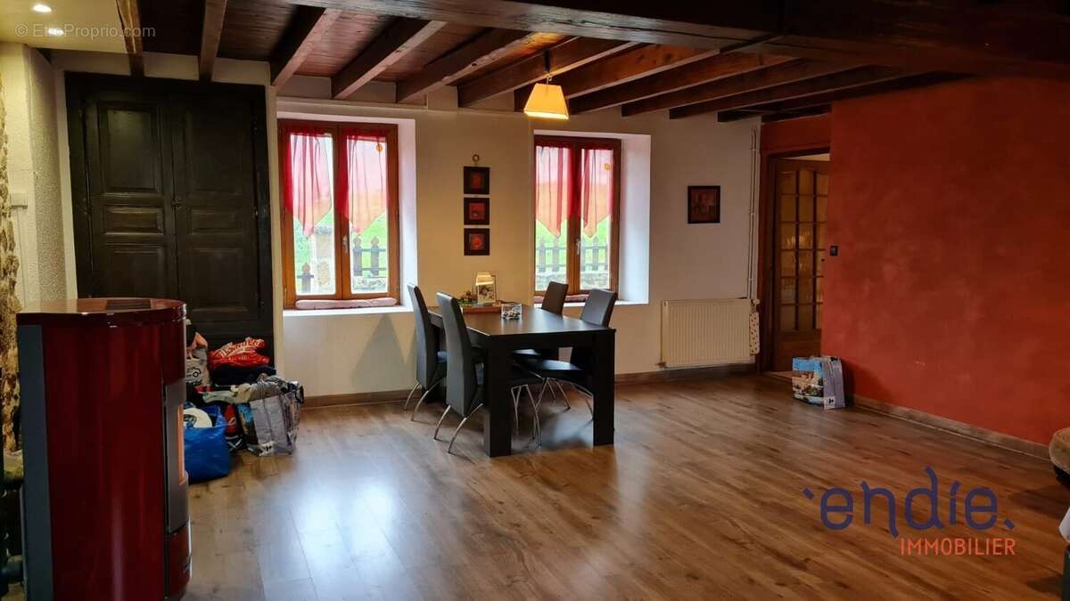 Maison à LA PETITE-MARCHE