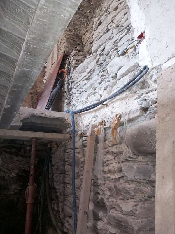 Maison à SAINT-ANDRE-DE-VALBORGNE