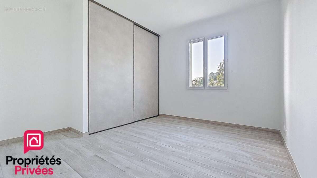 Maison à LES MATHES